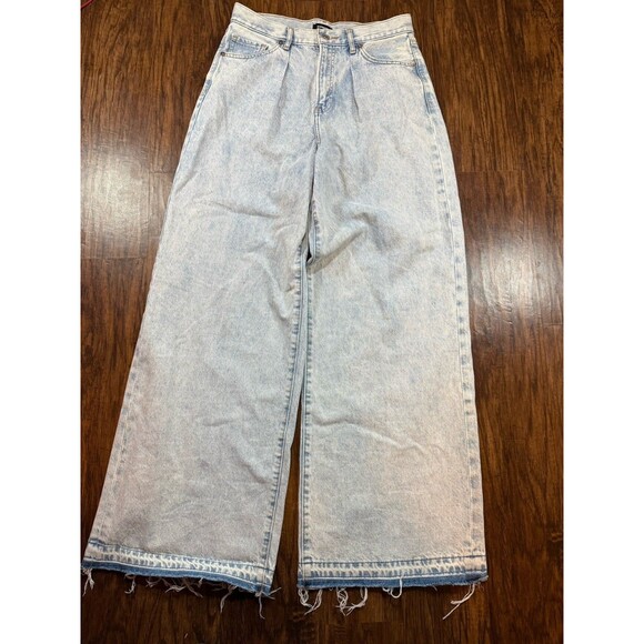 Express Denim - Express Relaxed Wide Leg Super High Rise Jeans 8 Light Wash Pleated Raw Hem